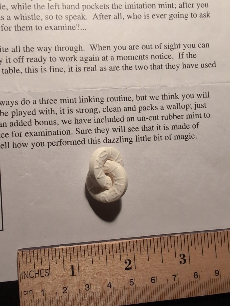 LINKING LIFESAVER CANDY Magic Trick