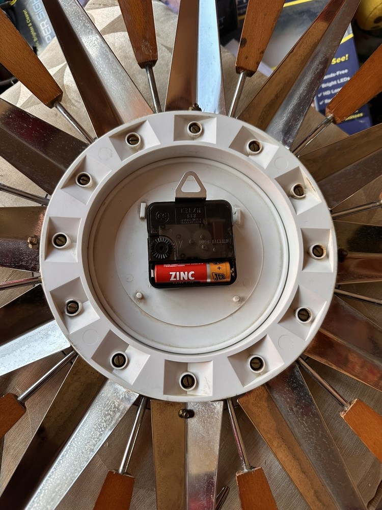 Metamec Sunburst Clock Silver version Working VGC 60’s