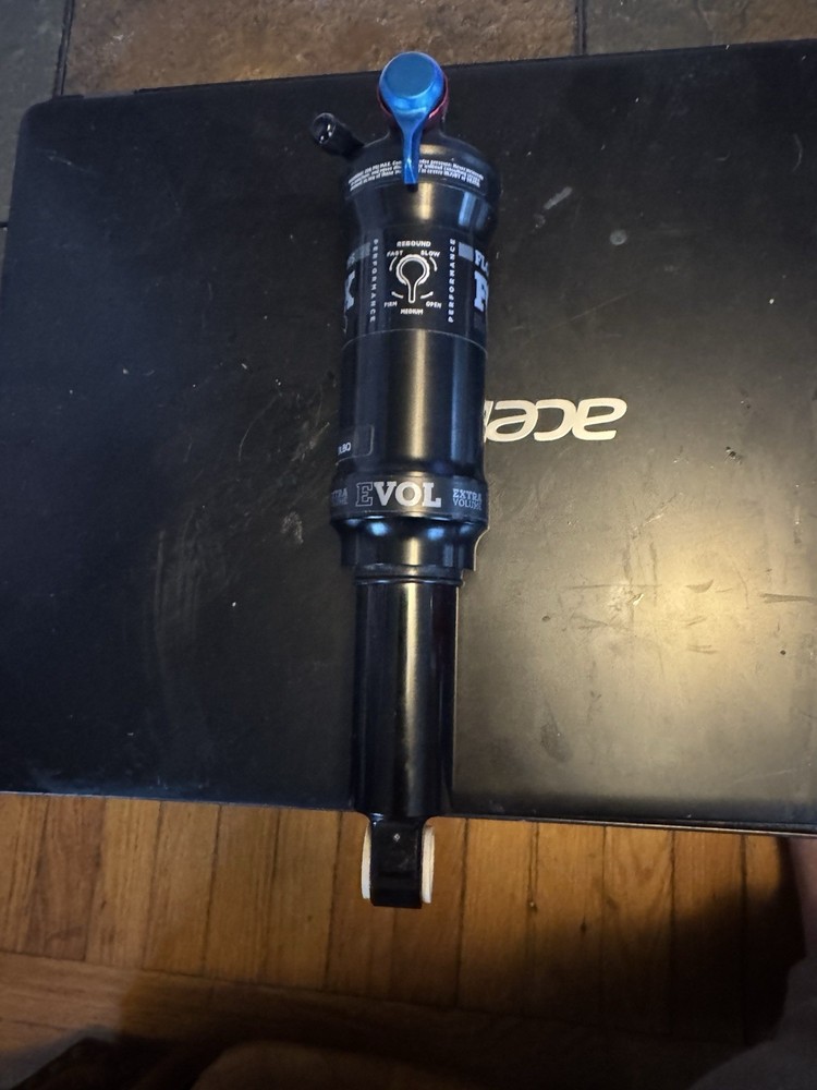 2022 FACTORY SERIES FLOAT X 2POS-ADJ