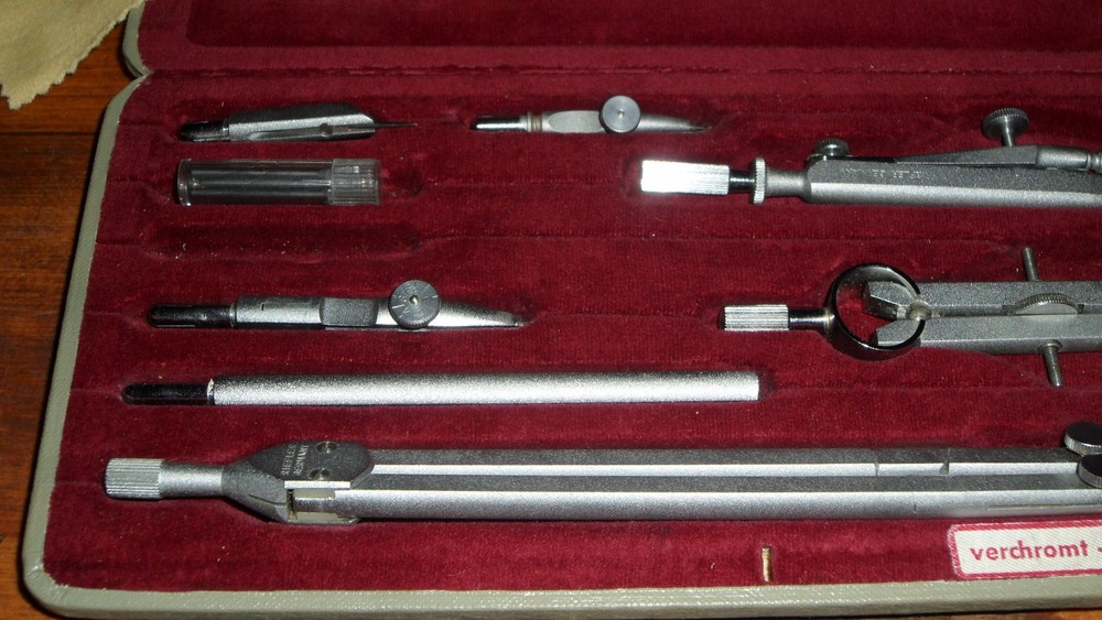 Vintage Riefler G1 Sinus Drafting Set – German Precision Drawing Tools & Case