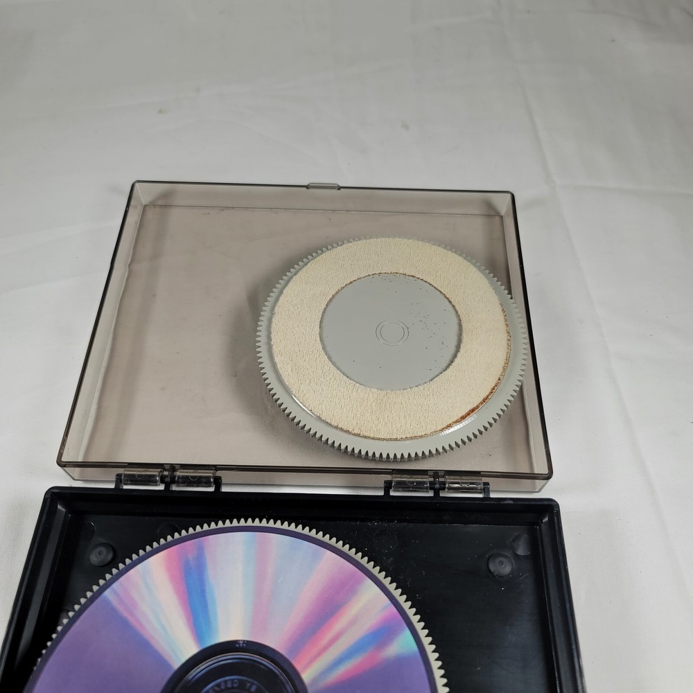 Vintage Discwasher CD Cleaner Used Great Condition