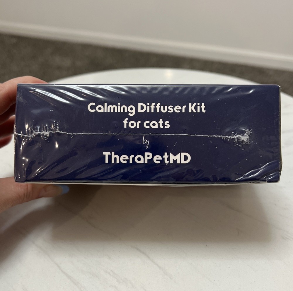 TheraPetMD Advanced Cat Calming Diffuser Kit 60 Day Supply 1 Diffuser 2 Refills
