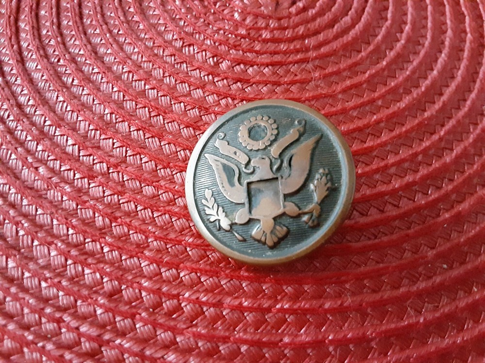 US GENERAL SERVICES BLACKENED-COPPER BUTTON