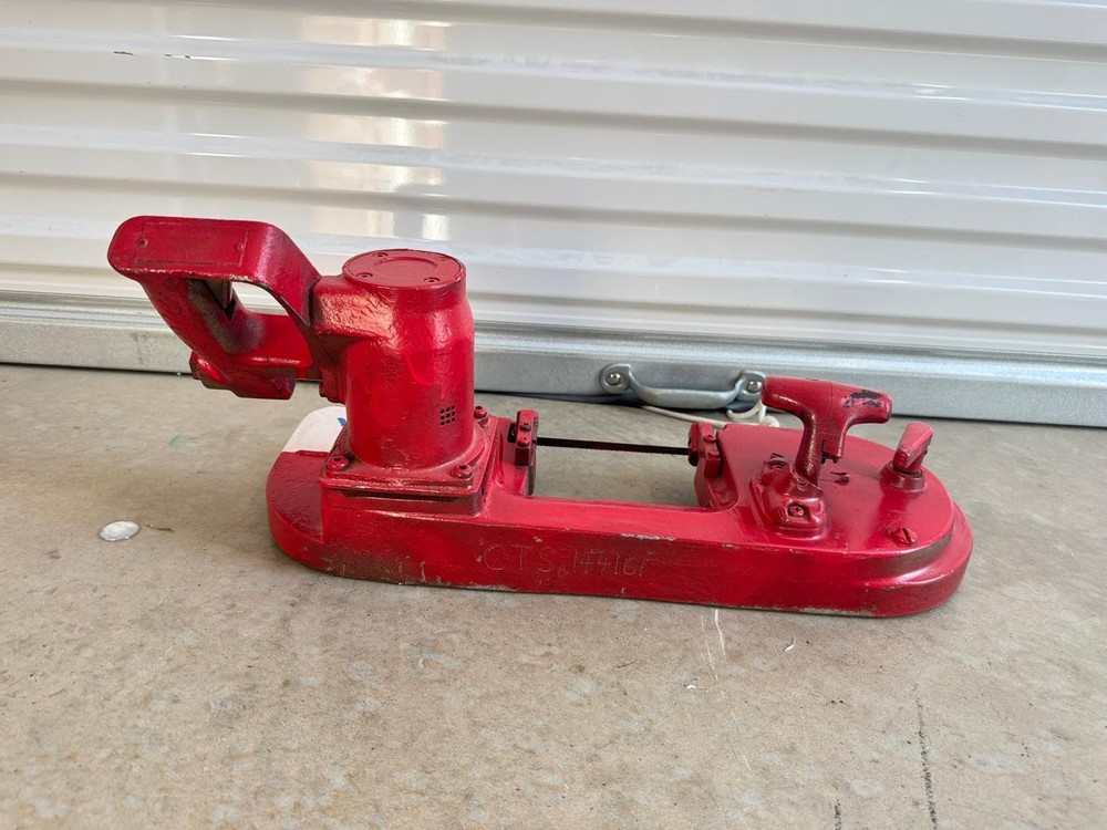 CLECO Deep Cut Band Saw
