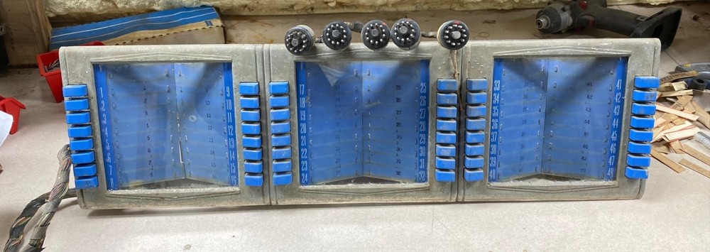 Wurlitzer Jukebox 1400 -1450 Front Top Dome