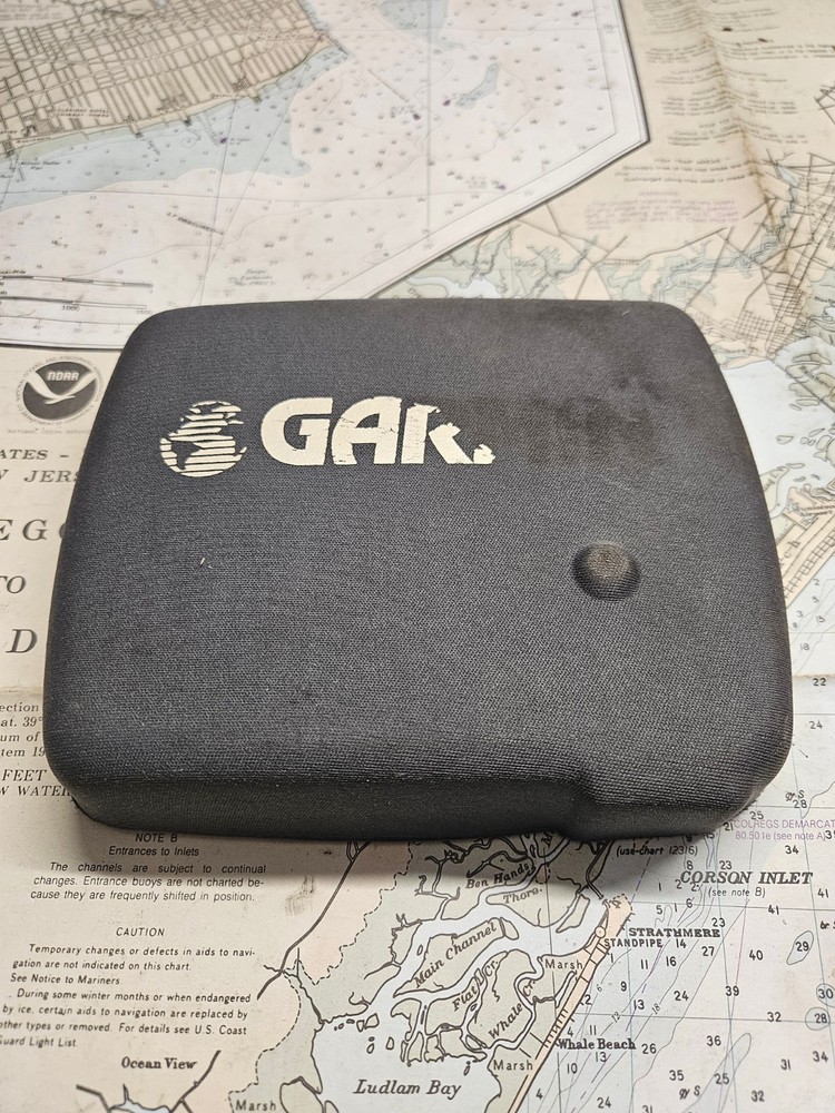 Garmin GPSMAP 172C GPS/ Chartplotter w/ Sun Cover