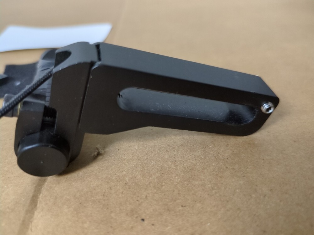 drop away arrow rest right hand