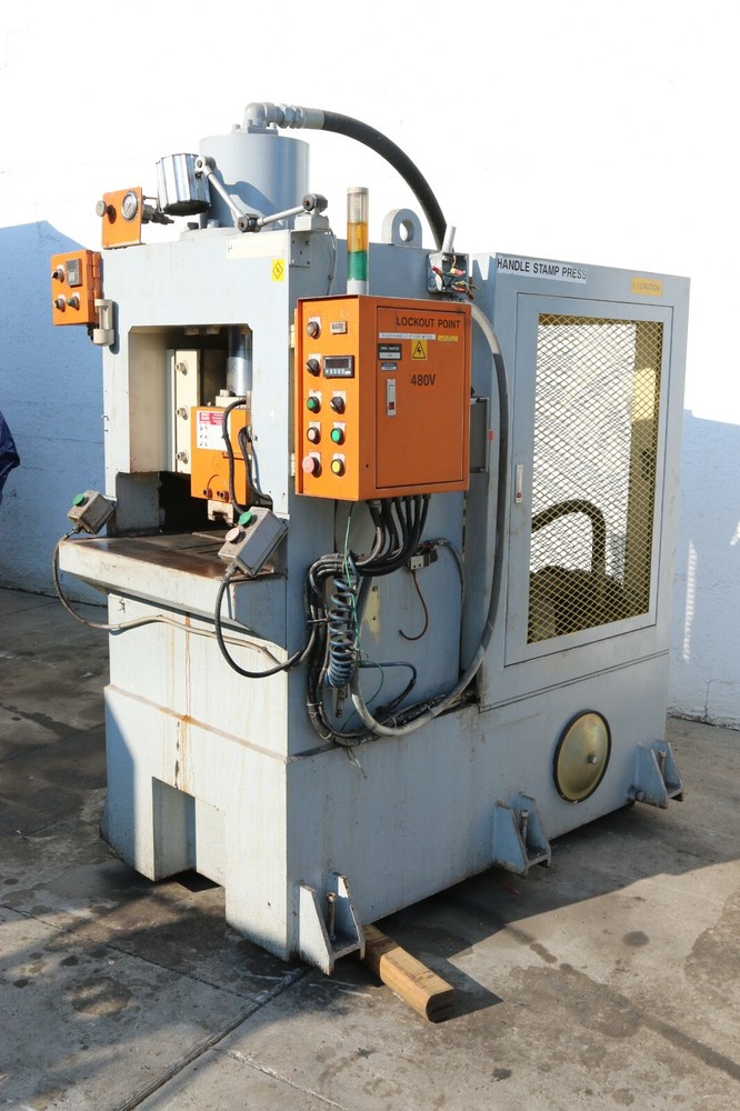 80 TON YAO SHENG MODEL TSH-TUVB-830 HYDRAULIC PRESS: YODER #68633