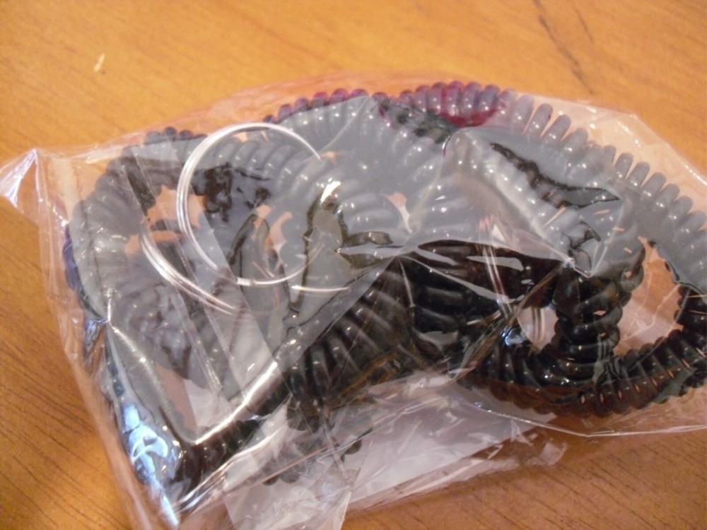 Universal Wrist Coil Plus Key Ring Plastic Black 6/Pack SPR02882