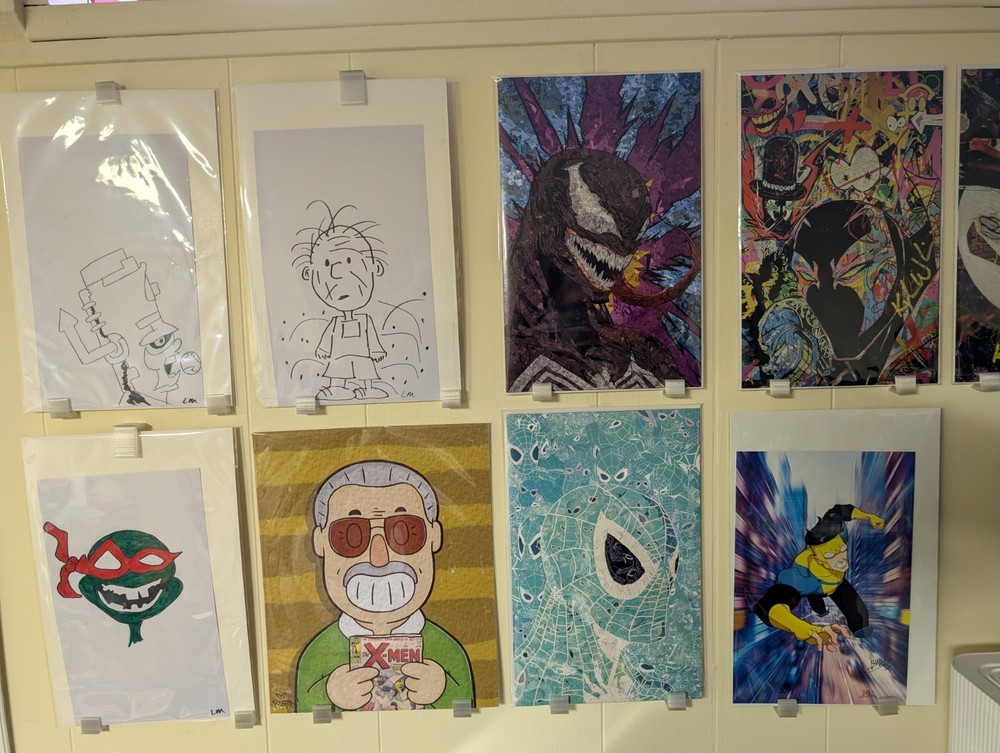 Comic Top Loader Wall Hangers