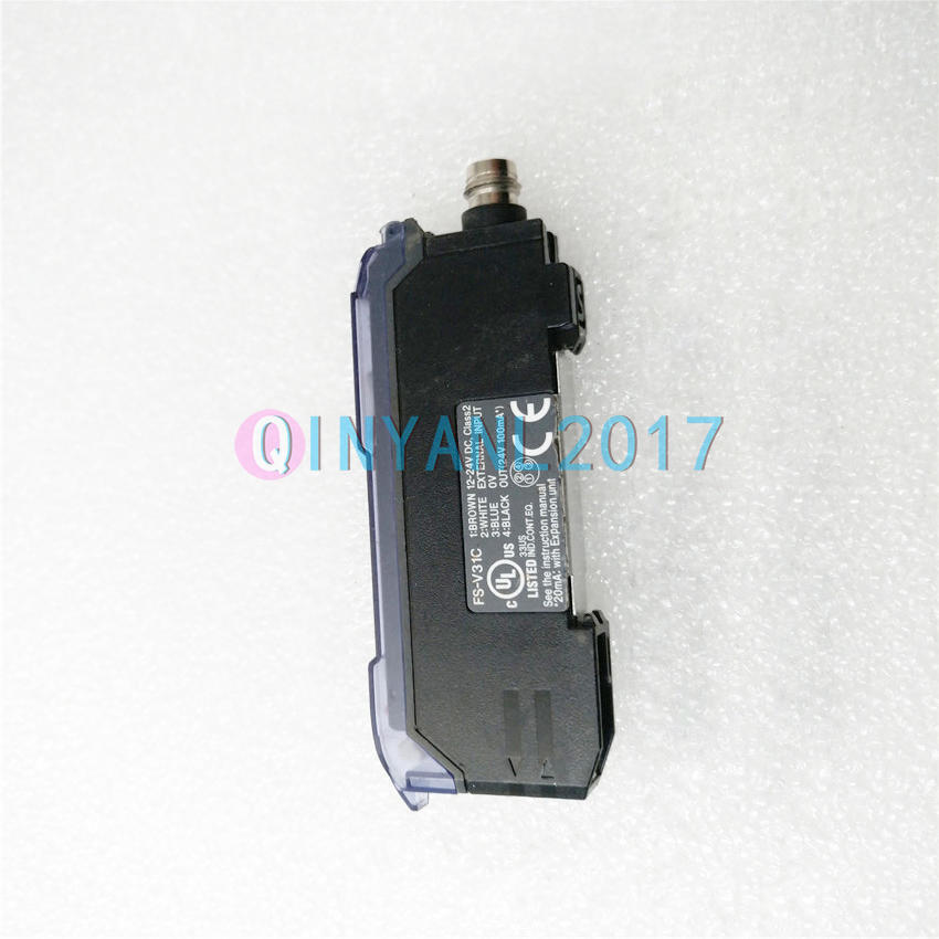 ONE New Keyence FS-V31C Sensor
