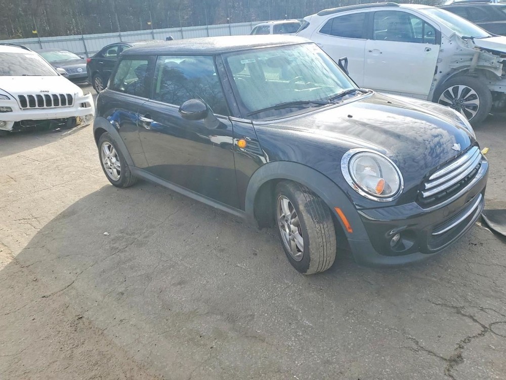 MINI 1 2013 Glove Box 5008698