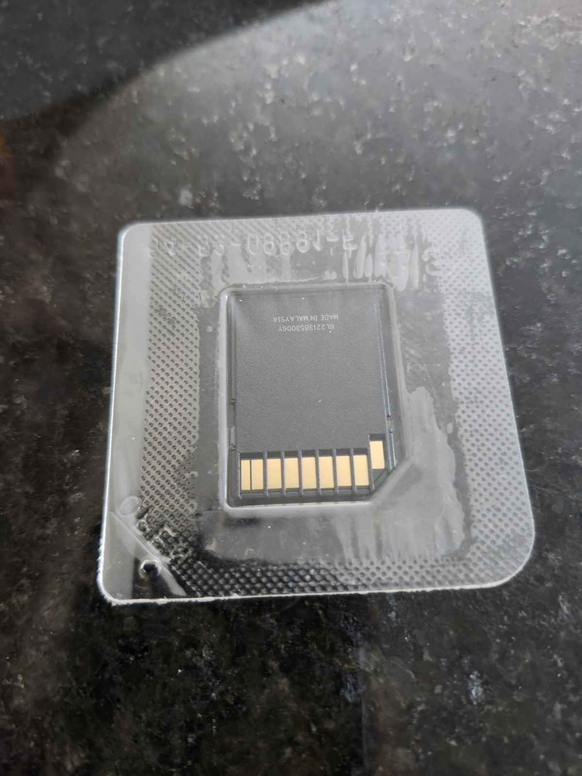 1 SanDisk Ultra 16 GB SD SDHC Memory Card - SDSDUNC-016G-GN6IN