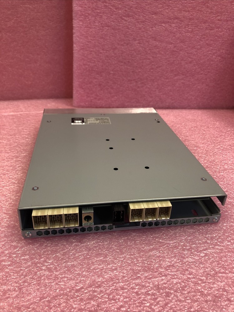 85Y5850 IBM STORWIZE V7000 ESM CONTROLLER