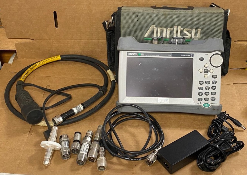 ANRITSU SITE MASTER S331L CABLE AND ANTENNA ANALYZER- USED.