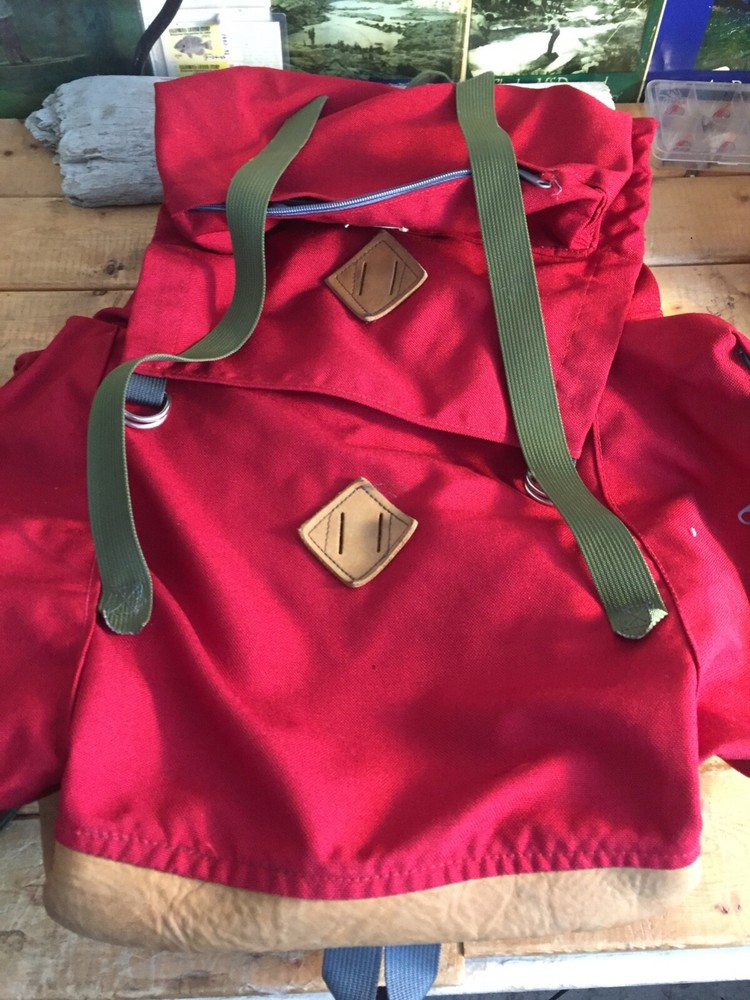 SIERRA DESIGNS BACKPACK SUMMIT VERY GOOD CONDITION 70S BERKELEY CA