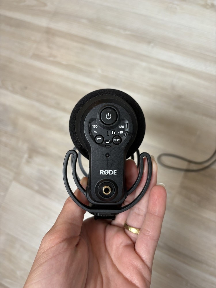 RODE VideoMic Pro+ Camera-Mount Shotgun Microphone Boxed + DeadCat Windshield