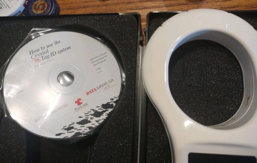DataMars ResQ Pet Tracking System iMAX Black Label RF-Identification Chip Scan