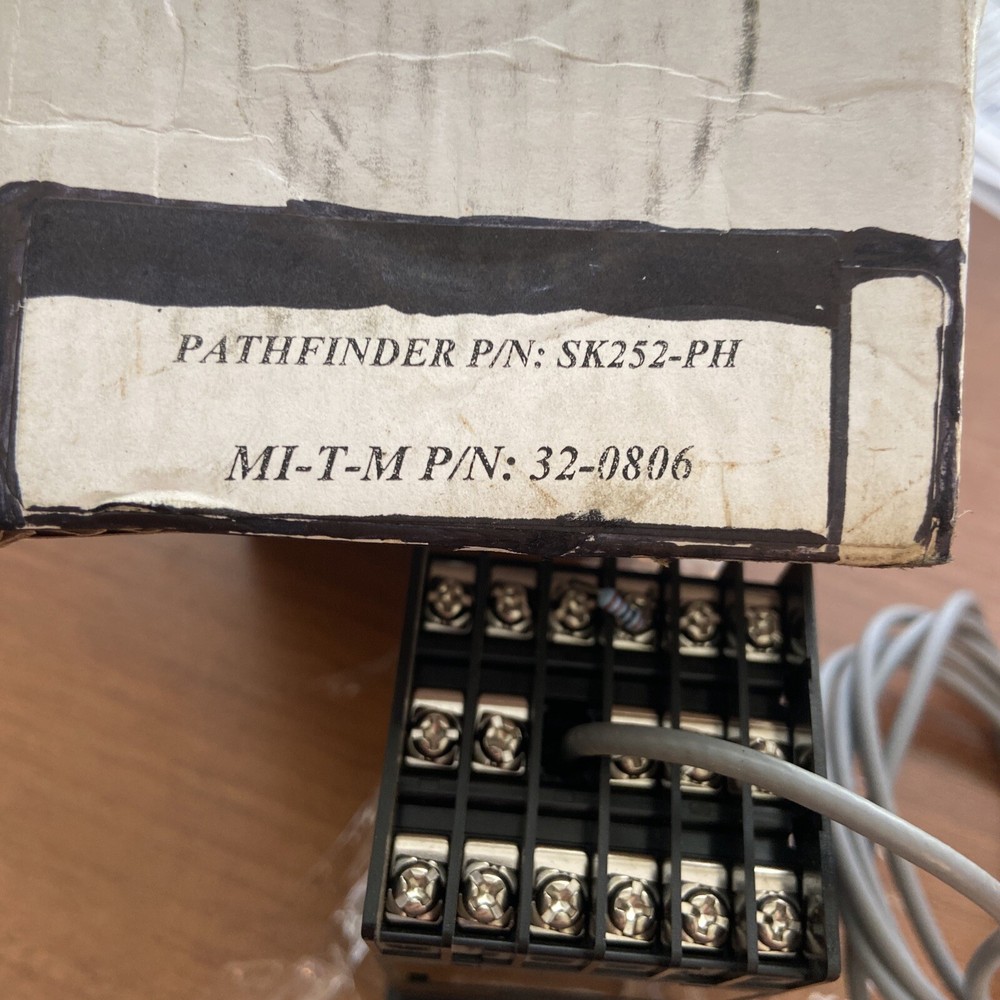 Pathfinder SK252-pH Controller