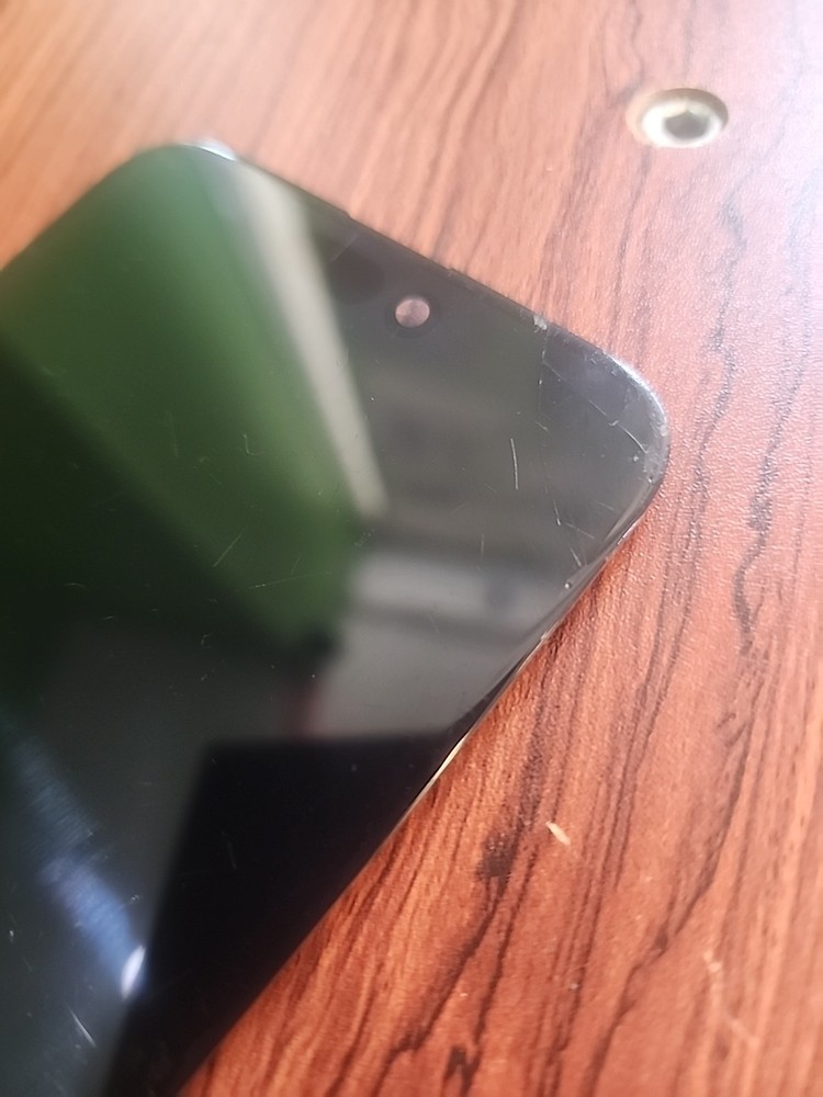 CRACKED OEM iPhone 15 Pro Max LCD Screen Replacement - LCD ONLY