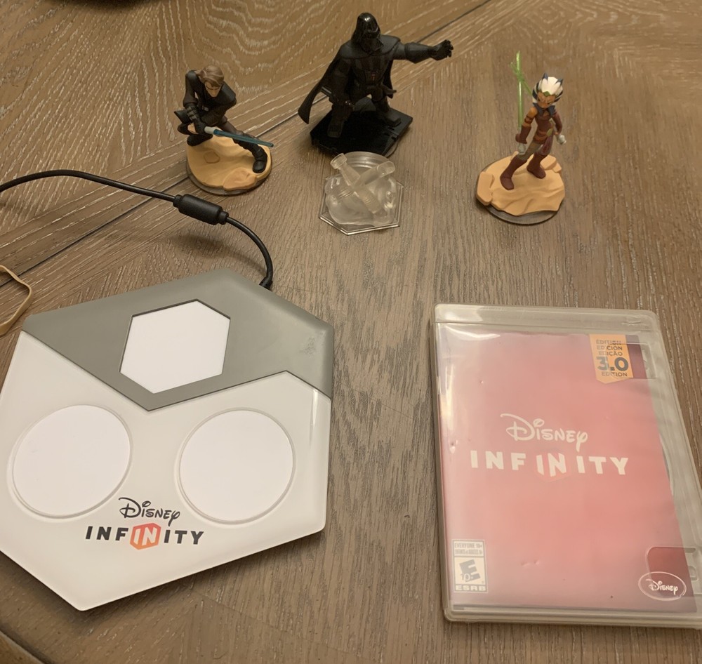 Disney Infinity 3.0 PS3 Bundle, Game Portal Star Wars Figures Tested