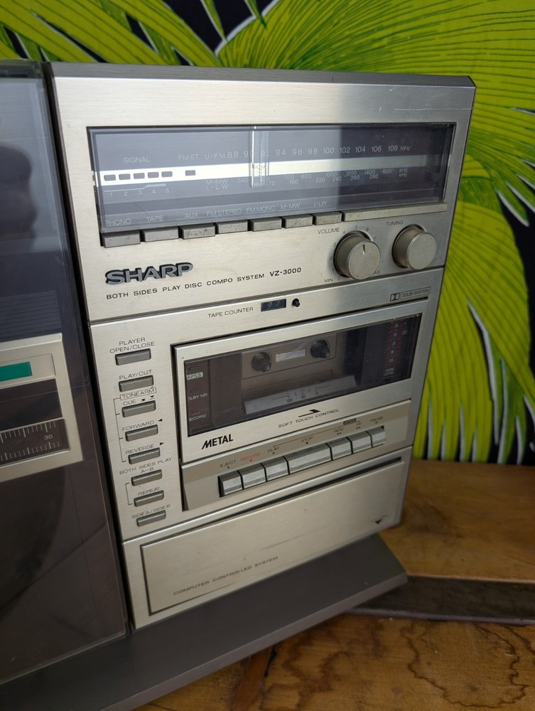 Sharp VZ-3000 Compo System Vintage Retro 1980s Turntable