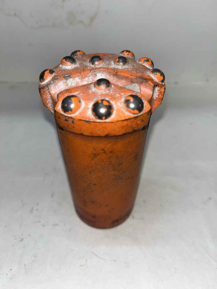 Timken rock drill button bit 2 1/2" Diameter, 1 1/2 "rope thread B2