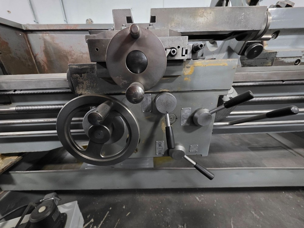 18-3 x 80 Summit Gap Bed Engine Lathe w/Taper