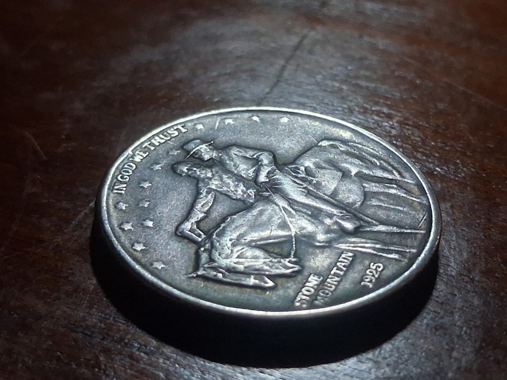 1925 - Authentic STONE MOUNTAIN 50c Silver Half Dollar Coin Great Condition