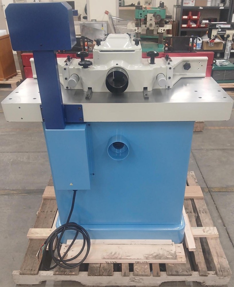 5 HP 3-Phase Variable-Speed Spindle Shaper