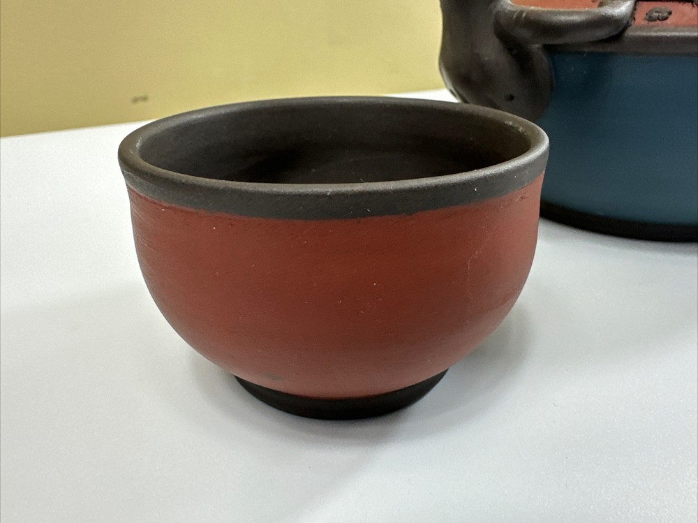 VTG Art Pottery Tea filter and 2 Cups