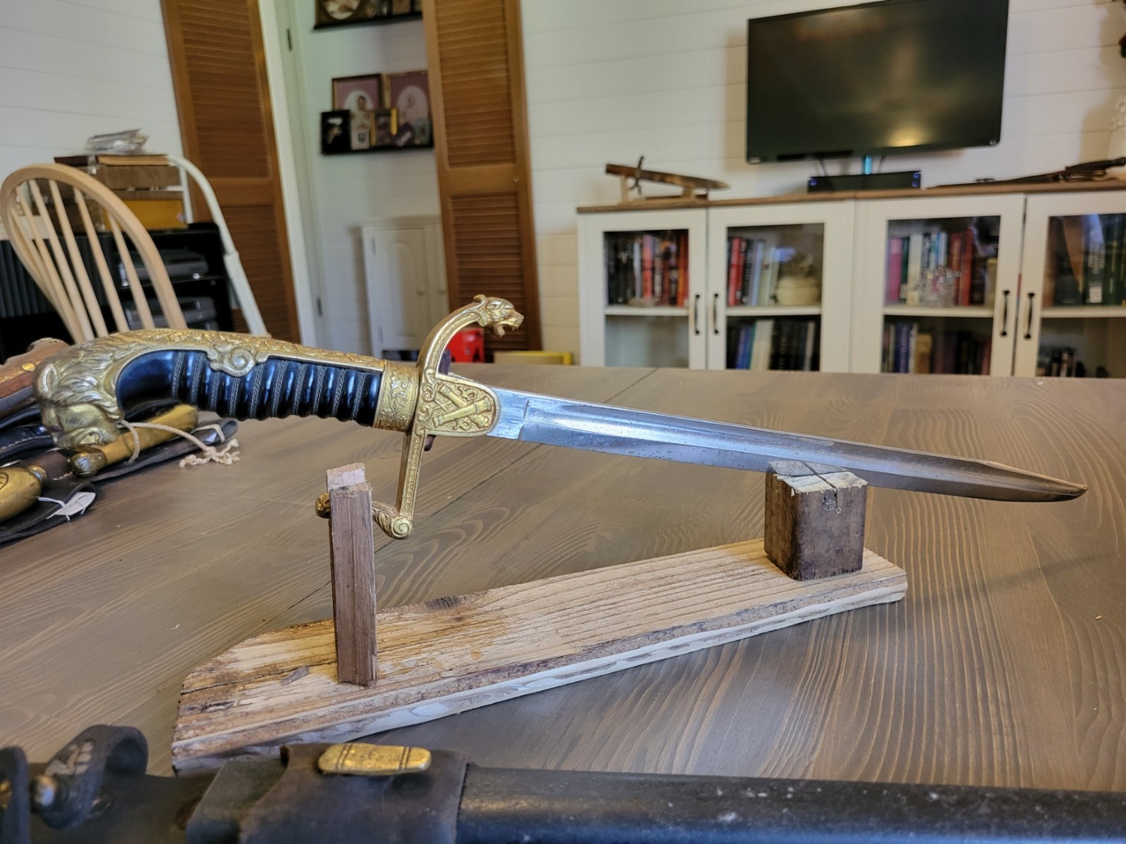 Baron Modified German WWI Lion's Head Saber Dagger Sheath