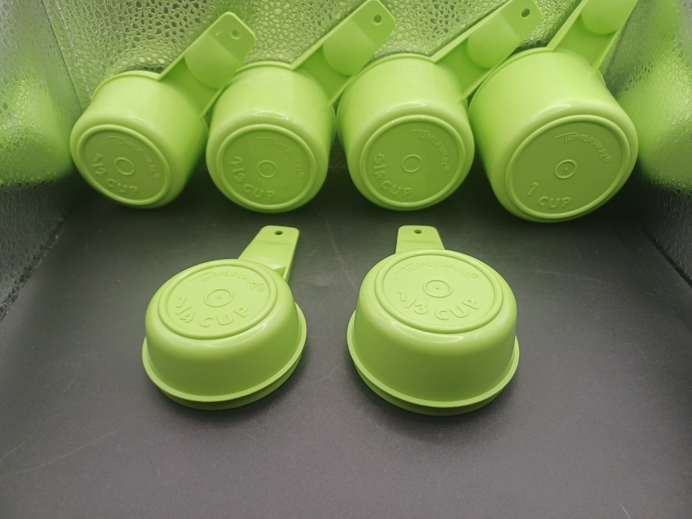 6 Vintage Tupperware Nesting Stacking Measuring Cups Set Green Complete