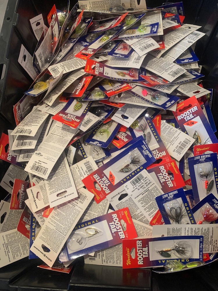 5 Piece Assorted Rooster Tail Spinners 1/6 OZ