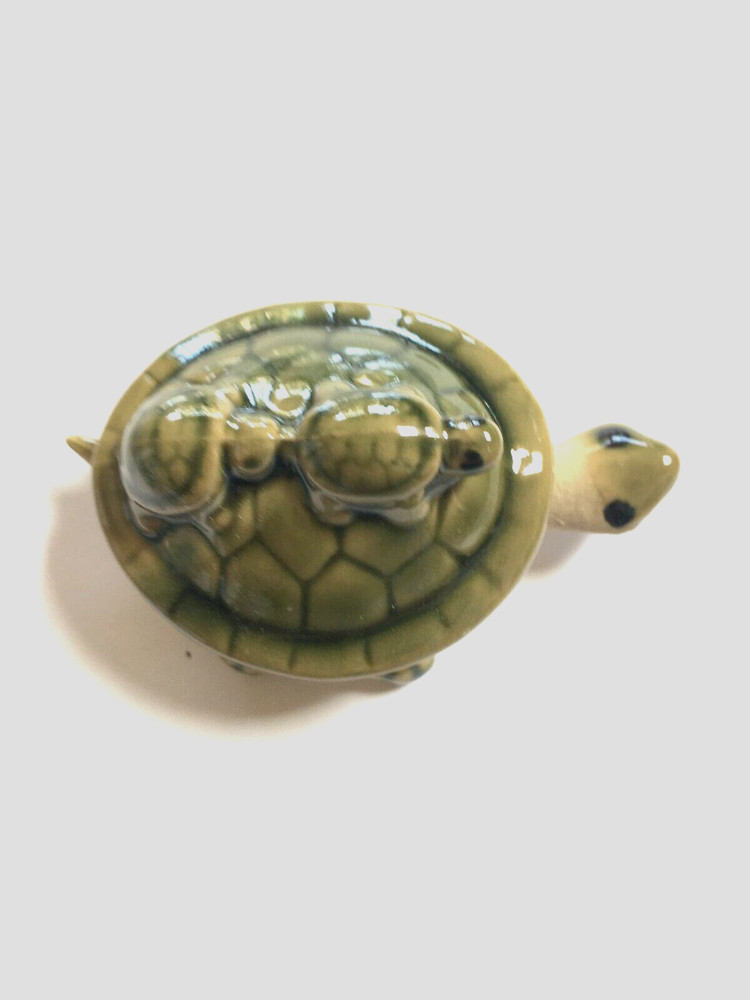 Small Green Bubble Head Resin turtle, figurines, decor