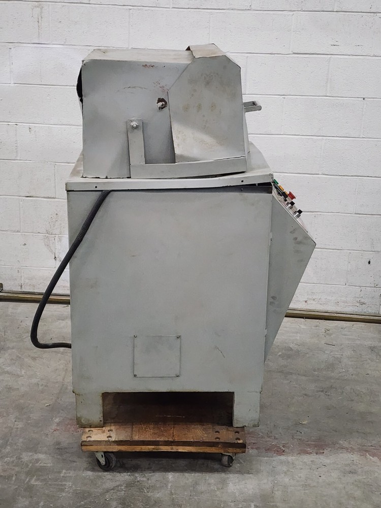 SHENZHEN WEILONG METAL MACHINE CO. AUTOMATIC PRESS MACHINE YM-600