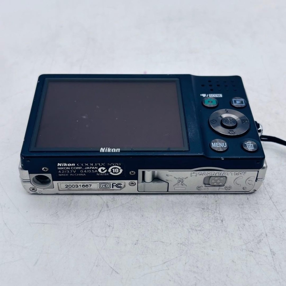 Nikon COOLPIX S570 Compact Digital Camera Tested Excellent Condition