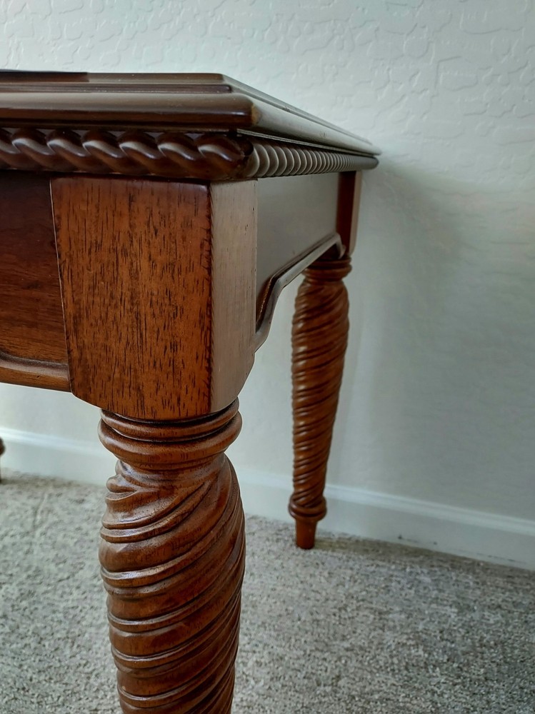 Brown Wood Rococo Style End Table/Side Table