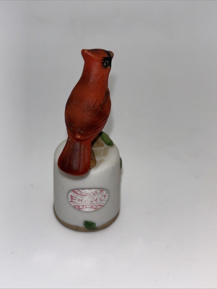 Vtg Cardinal Ceramic Thimble. Taiwan.
