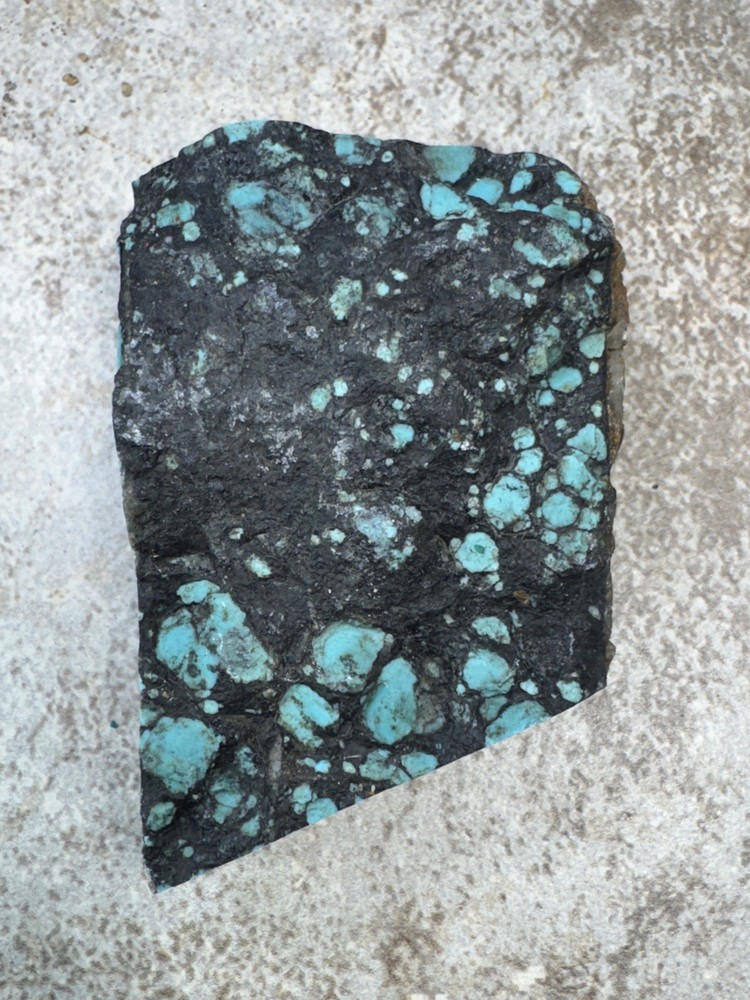 Hubei turquoise rough , blue turquoise with black matrix