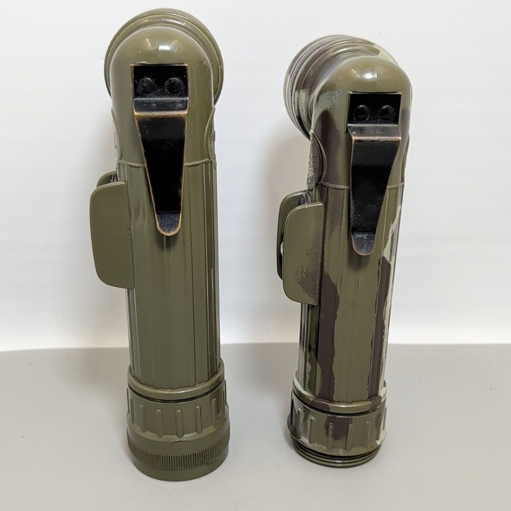 (2) Vintage U.S. Military MX-991/U Elbow Flashlights Lot Camo