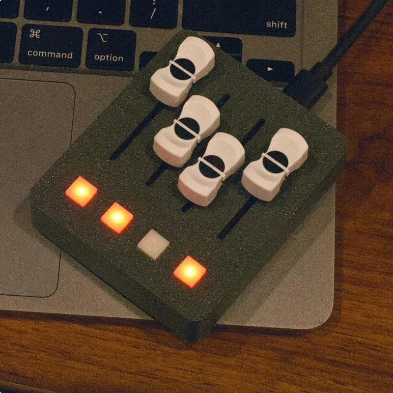 MIDI Controller – 4 Faders + 4 Buttons for Digital Audio & Streaming Control