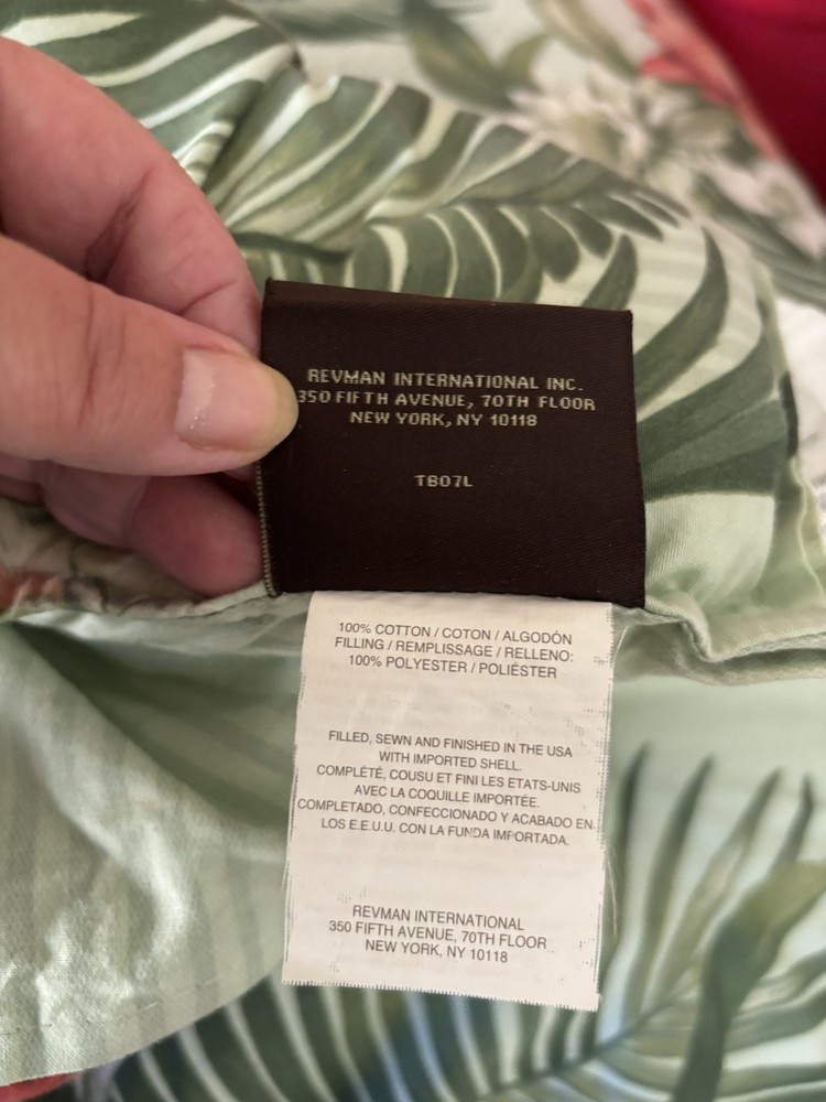 Tommy Bahama Twin Size Tropical Comforter & Sheet Set
