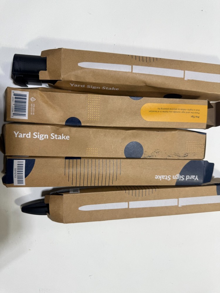 4 SimpliSafe Yard Sign, entry sensor es-3 and panic button pb3