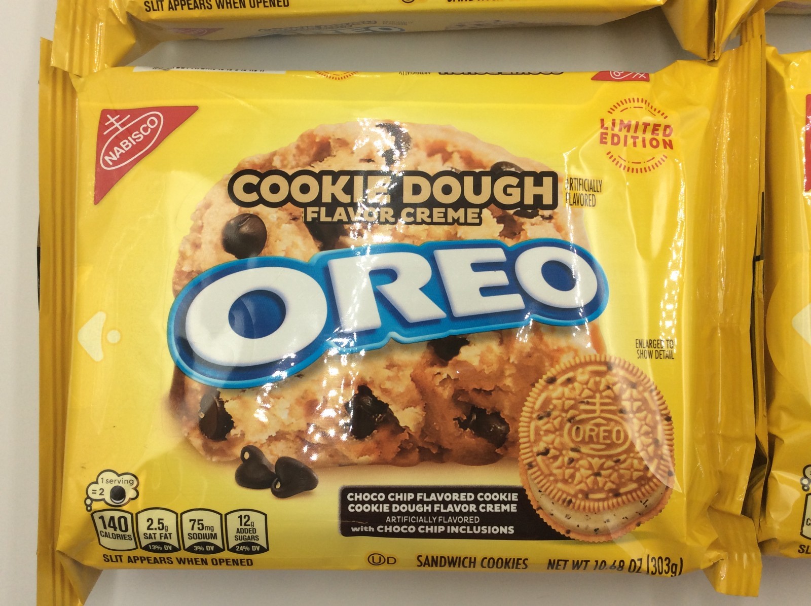 OREO Cookie Dough Creme Sandwich Cookies, Limited Edition, 10.68 oz🔥PACK OF 4🔥