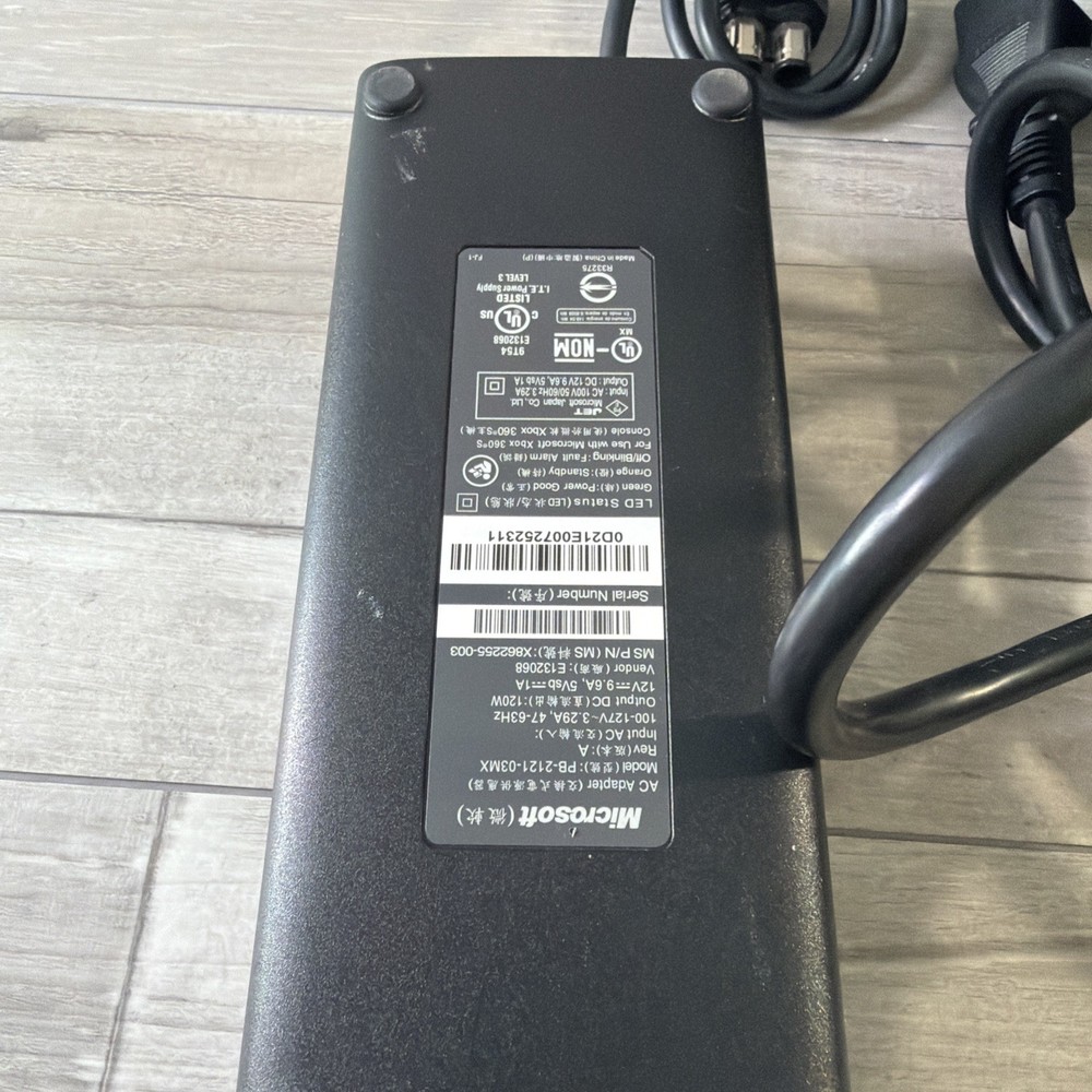 Microsoft Xbox 360 Slim S 4gb Console Bundle 5 Games Controller And Cords