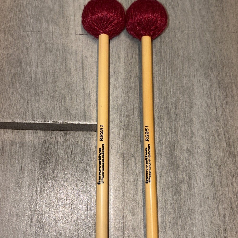 Innovative Percussion Black Fabric Bag with percussion mallets