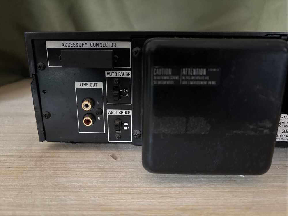 Sony CDP-101 CD Player. Drawer Won’t Open, Untested Further