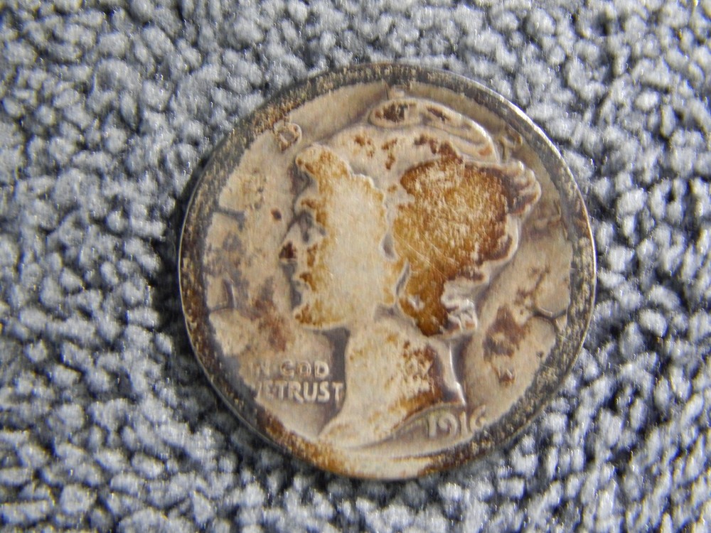 1916- Mercury Dime - Rare with MINT ERRORs Composition Error Still Awesome