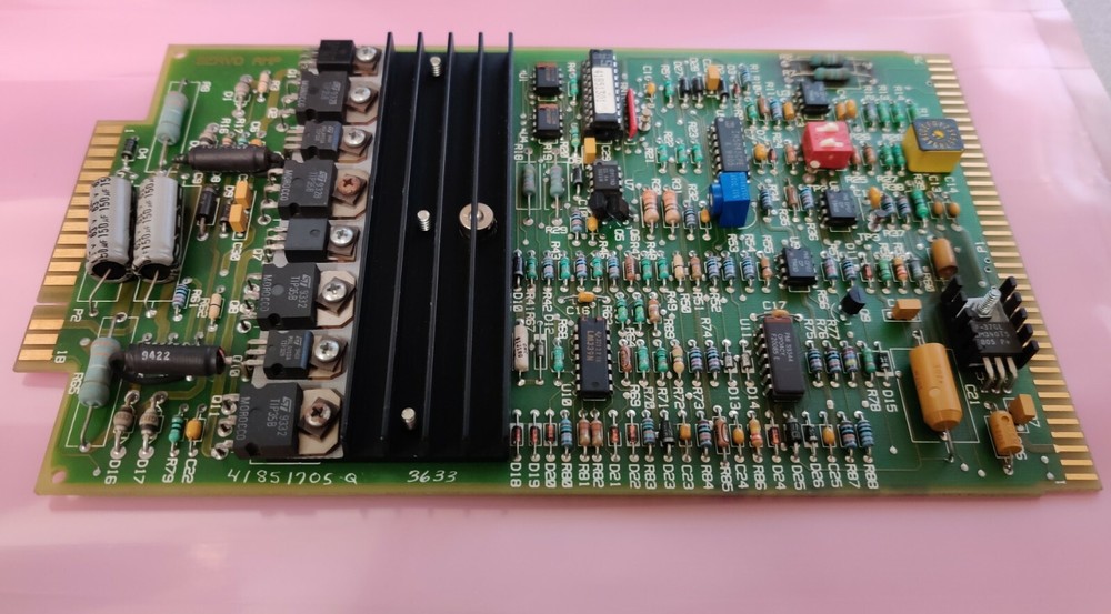 Universal Instruments Servo Amp Asm 41851705 Rev Q
